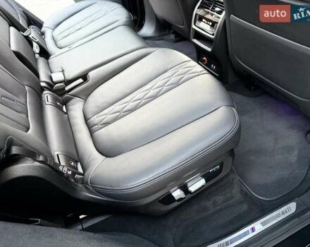 Чорний БМВ X7, об'ємом двигуна 4.39 л та пробігом 75 тис. км за 91700 $, фото 45 на Automoto.ua