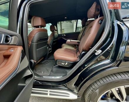 Черный БМВ X7, объемом двигателя 2.99 л и пробегом 99 тыс. км за 77900 $, фото 29 на Automoto.ua