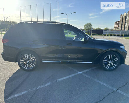 Черный БМВ X7, объемом двигателя 2.99 л и пробегом 71 тыс. км за 79900 $, фото 3 на Automoto.ua