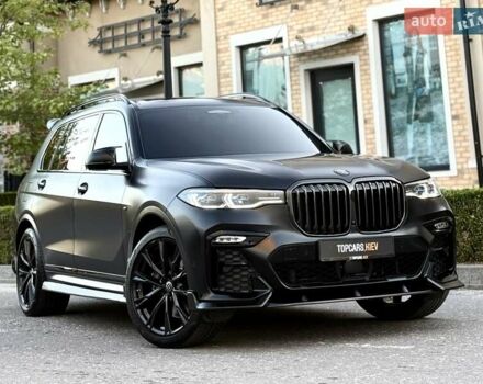 Чорний БМВ X7, об'ємом двигуна 4.39 л та пробігом 75 тис. км за 91700 $, фото 2 на Automoto.ua