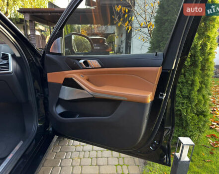 Черный БМВ X7, объемом двигателя 3 л и пробегом 106 тыс. км за 64000 $, фото 11 на Automoto.ua