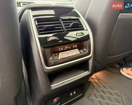 Чорний БМВ X7, об'ємом двигуна 2.99 л та пробігом 89 тис. км за 92000 $, фото 17 на Automoto.ua
