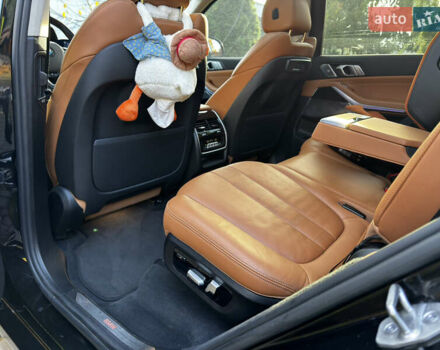 Черный БМВ X7, объемом двигателя 3 л и пробегом 106 тыс. км за 64000 $, фото 8 на Automoto.ua