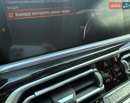 Черный БМВ X7, объемом двигателя 4.39 л и пробегом 180 тыс. км за 71000 $, фото 9 на Automoto.ua