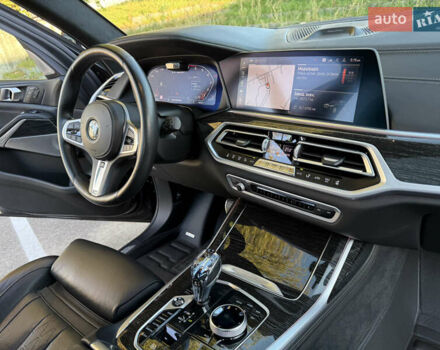 Черный БМВ X7, объемом двигателя 4.39 л и пробегом 29 тыс. км за 81500 $, фото 69 на Automoto.ua