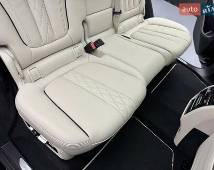 Черный БМВ X7, объемом двигателя 4.4 л и пробегом 88 тыс. км за 82900 $, фото 48 на Automoto.ua