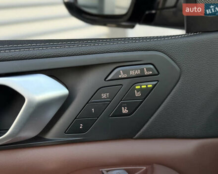 Черный БМВ X7, объемом двигателя 2.99 л и пробегом 87 тыс. км за 88500 $, фото 27 на Automoto.ua