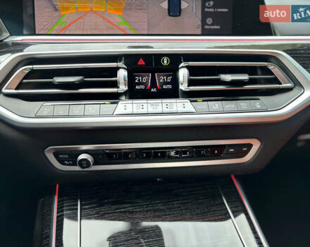 Черный БМВ X7, объемом двигателя 2.99 л и пробегом 102 тыс. км за 82800 $, фото 42 на Automoto.ua