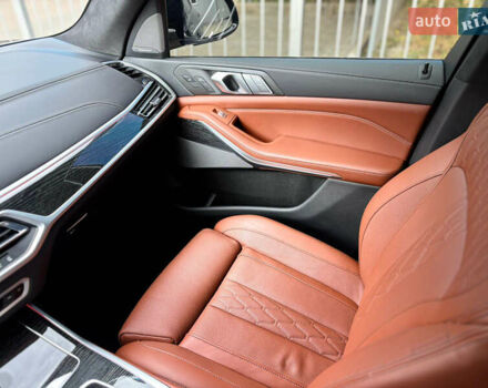 Черный БМВ X7, объемом двигателя 2.99 л и пробегом 102 тыс. км за 82800 $, фото 49 на Automoto.ua