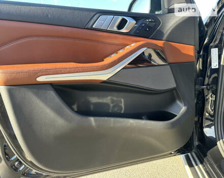 Черный БМВ X7, объемом двигателя 2.99 л и пробегом 71 тыс. км за 79900 $, фото 10 на Automoto.ua