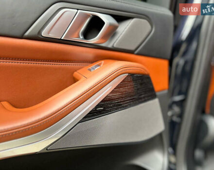 Черный БМВ X7, объемом двигателя 2.99 л и пробегом 102 тыс. км за 82800 $, фото 31 на Automoto.ua