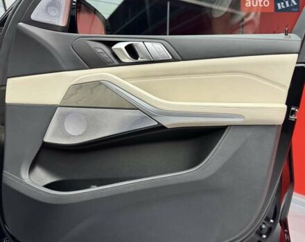 Черный БМВ X7, объемом двигателя 4.4 л и пробегом 88 тыс. км за 82900 $, фото 53 на Automoto.ua