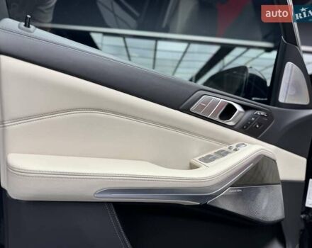 Черный БМВ X7, объемом двигателя 4.4 л и пробегом 88 тыс. км за 82900 $, фото 25 на Automoto.ua