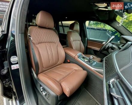Черный БМВ X7, объемом двигателя 2.99 л и пробегом 99 тыс. км за 77900 $, фото 23 на Automoto.ua
