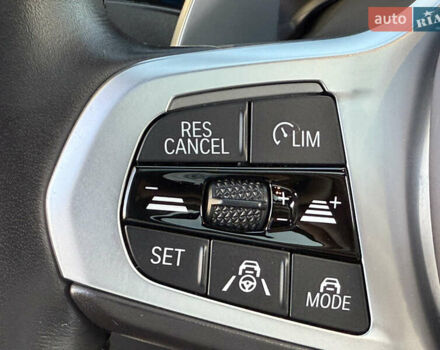 Черный БМВ X7, объемом двигателя 4.39 л и пробегом 29 тыс. км за 81500 $, фото 85 на Automoto.ua