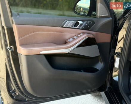 Чорний БМВ X7, об'ємом двигуна 2.99 л та пробігом 95 тис. км за 83000 $, фото 19 на Automoto.ua