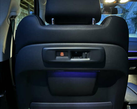 Черный БМВ X7, объемом двигателя 3 л и пробегом 74 тыс. км за 67000 $, фото 17 на Automoto.ua