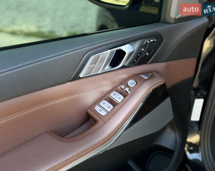 Чорний БМВ X7, об'ємом двигуна 2.99 л та пробігом 95 тис. км за 83000 $, фото 18 на Automoto.ua