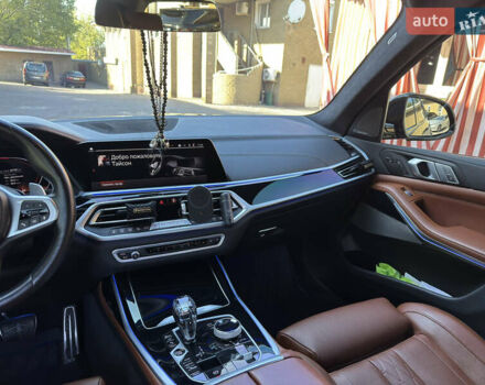 Черный БМВ X7, объемом двигателя 2.99 л и пробегом 83 тыс. км за 88000 $, фото 15 на Automoto.ua