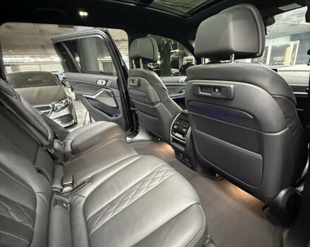 Чорний БМВ X7, об'ємом двигуна 4.39 л та пробігом 33 тис. км за 90000 $, фото 40 на Automoto.ua