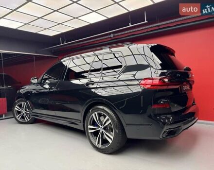 Черный БМВ X7, объемом двигателя 4.4 л и пробегом 33 тыс. км за 88800 $, фото 14 на Automoto.ua