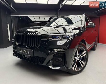 Черный БМВ X7, объемом двигателя 4.4 л и пробегом 33 тыс. км за 88800 $, фото 3 на Automoto.ua