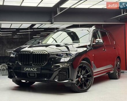 Черный БМВ X7, объемом двигателя 4.4 л и пробегом 88 тыс. км за 84800 $, фото 6 на Automoto.ua