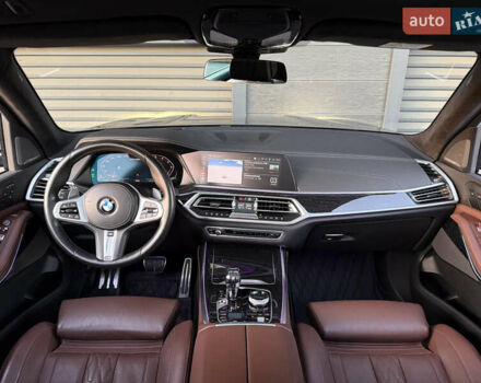 Черный БМВ X7, объемом двигателя 2.99 л и пробегом 87 тыс. км за 88500 $, фото 18 на Automoto.ua