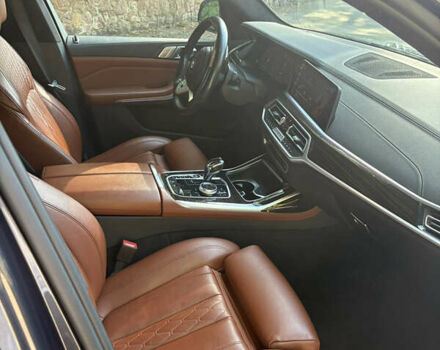 Черный БМВ X7, объемом двигателя 3 л и пробегом 120 тыс. км за 63500 $, фото 17 на Automoto.ua