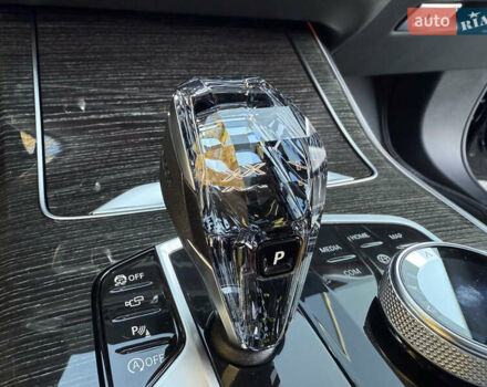 Черный БМВ X7, объемом двигателя 4.39 л и пробегом 29 тыс. км за 81500 $, фото 82 на Automoto.ua