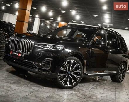 Черный БМВ X7, объемом двигателя 3 л и пробегом 65 тыс. км за 79900 $, фото 101 на Automoto.ua