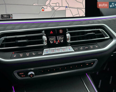 Черный БМВ X7, объемом двигателя 2.99 л и пробегом 41 тыс. км за 89900 $, фото 85 на Automoto.ua