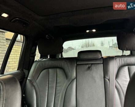 Черный БМВ X7, объемом двигателя 2.99 л и пробегом 110 тыс. км за 80000 $, фото 16 на Automoto.ua