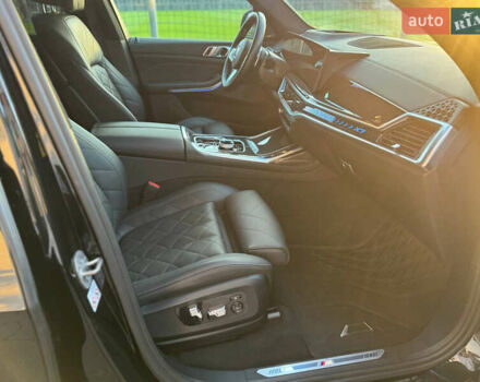 Черный БМВ X7, объемом двигателя 2.99 л и пробегом 57 тыс. км за 115500 $, фото 57 на Automoto.ua