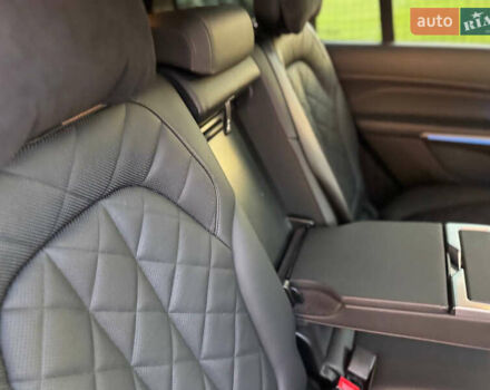 Черный БМВ X7, объемом двигателя 2.99 л и пробегом 57 тыс. км за 115500 $, фото 66 на Automoto.ua