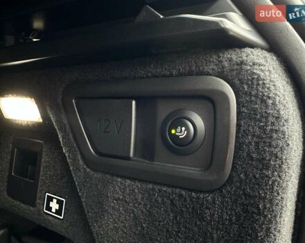 Черный БМВ X7, объемом двигателя 4.4 л и пробегом 40 тыс. км за 140900 $, фото 138 на Automoto.ua