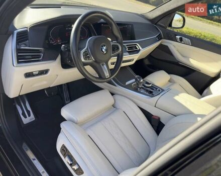 Черный БМВ X7, объемом двигателя 4.4 л и пробегом 38 тыс. км за 78000 $, фото 9 на Automoto.ua