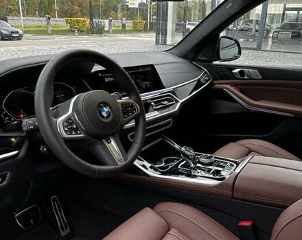 Черный БМВ X7, объемом двигателя 4.39 л и пробегом 98 тыс. км за 133000 $, фото 11 на Automoto.ua