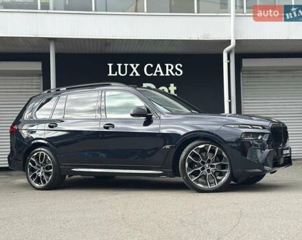 Черный БМВ X7, объемом двигателя 4.4 л и пробегом 40 тыс. км за 140900 $, фото 5 на Automoto.ua