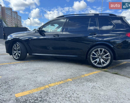 Черный БМВ X7, объемом двигателя 4.39 л и пробегом 25 тыс. км за 105000 $, фото 7 на Automoto.ua