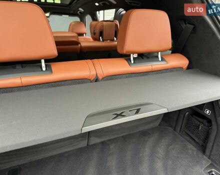 Черный БМВ X7, объемом двигателя 4.4 л и пробегом 40 тыс. км за 140900 $, фото 82 на Automoto.ua