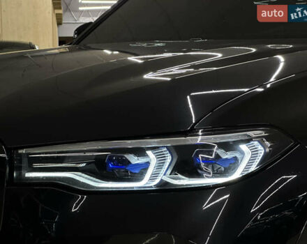 Черный БМВ X7, объемом двигателя 3 л и пробегом 96 тыс. км за 99999 $, фото 12 на Automoto.ua