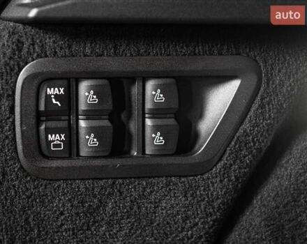 Черный БМВ X7, объемом двигателя 3 л и пробегом 65 тыс. км за 79900 $, фото 66 на Automoto.ua