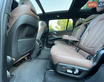 Черный БМВ X7, объемом двигателя 2.99 л и пробегом 50 тыс. км за 94000 $, фото 14 на Automoto.ua