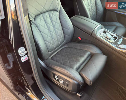 Черный БМВ X7, объемом двигателя 2.99 л и пробегом 57 тыс. км за 115500 $, фото 60 на Automoto.ua