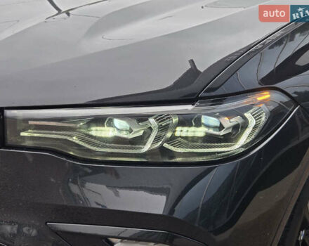 Черный БМВ X7, объемом двигателя 3 л и пробегом 75 тыс. км за 75900 $, фото 29 на Automoto.ua