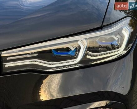 Черный БМВ X7, объемом двигателя 3 л и пробегом 110 тыс. км за 96499 $, фото 13 на Automoto.ua