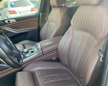 Черный БМВ X7, объемом двигателя 2.99 л и пробегом 32 тыс. км за 110000 $, фото 17 на Automoto.ua