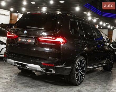 Черный БМВ X7, объемом двигателя 3 л и пробегом 65 тыс. км за 79900 $, фото 93 на Automoto.ua
