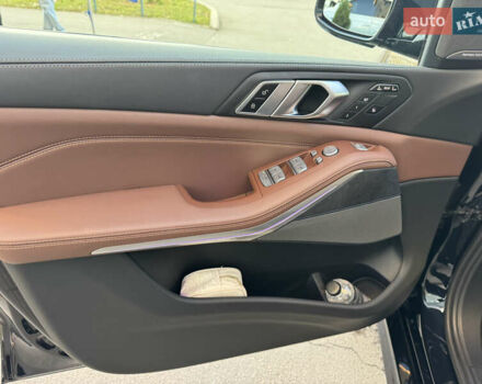 Черный БМВ X7, объемом двигателя 2.99 л и пробегом 20 тыс. км за 124000 $, фото 14 на Automoto.ua